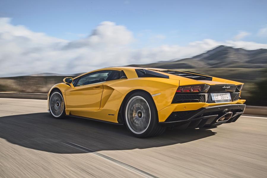  Lamborghini Aventador S 2017 года  (WW) (фото 38 из 74)